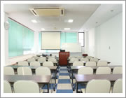 教室(西尾自動車学校)